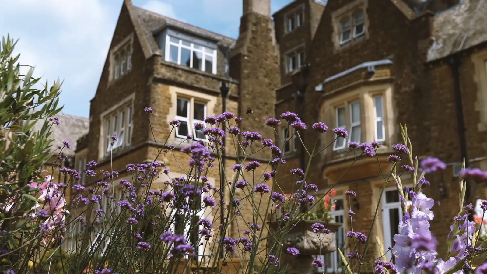 Hartsfield Manor Wedding Venue